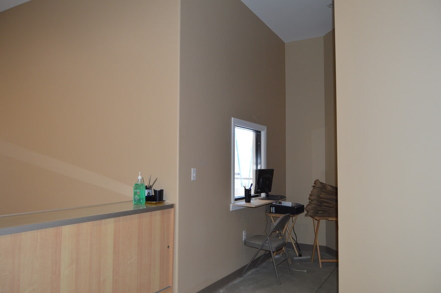 More Photos Of 11600 Bartlett Ave, Adelanto Freestanding For Sale