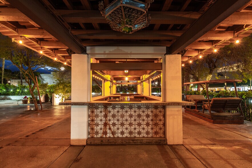 More Photos Of 369 N Palm Canyon Dr, Palm Springs Restaurant For Lease