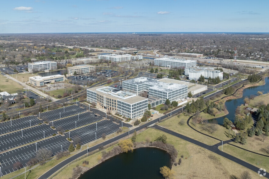 More Photos Of 3 Parkway Blvd N, Deerfield Office For Sale