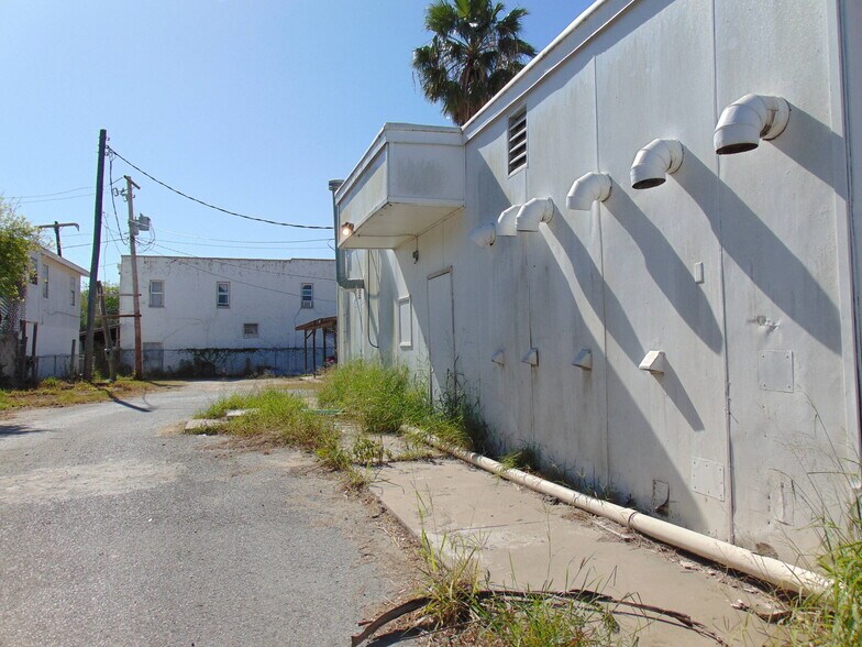 More Photos Of , Brownsville Unknown For Sale