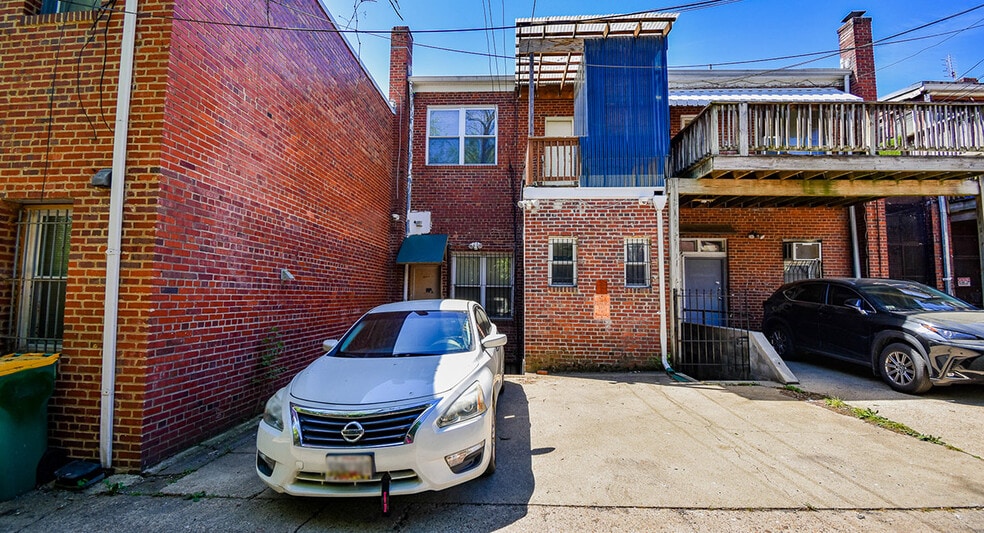 More Photos Of 7325 Georgia Ave NW, Washington Office Residential For Sale