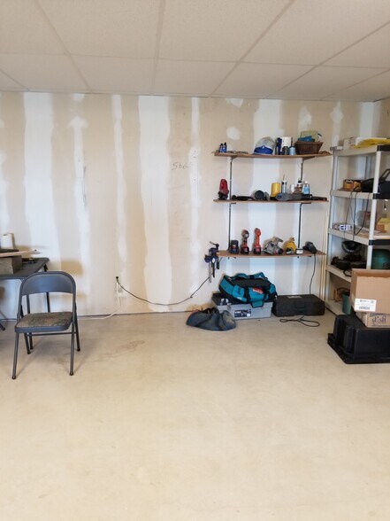 More Photos Of 300 E Brazos St, Freeport Warehouse For Sale