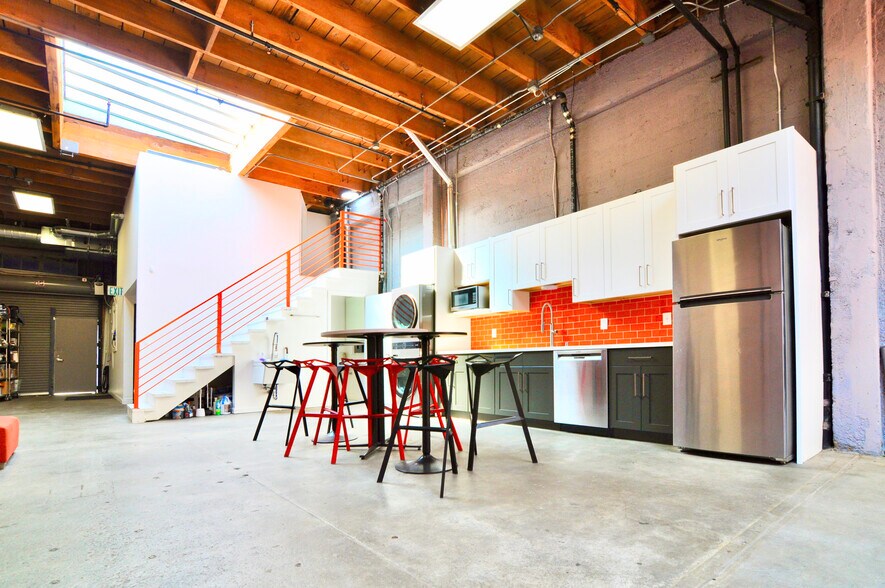 More Photos Of 1385 Harrison St, San Francisco Flex For Sale