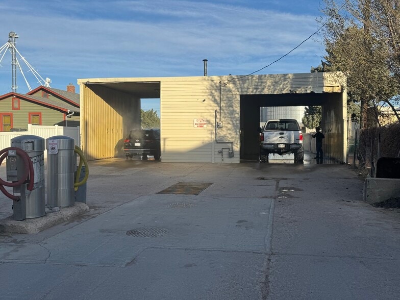 More Photos Of 210 Oak Ave, Eaton Carwash For Sale