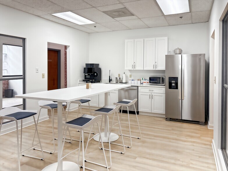 More Photos Of 241 E 4th St, Frederick Coworking Space