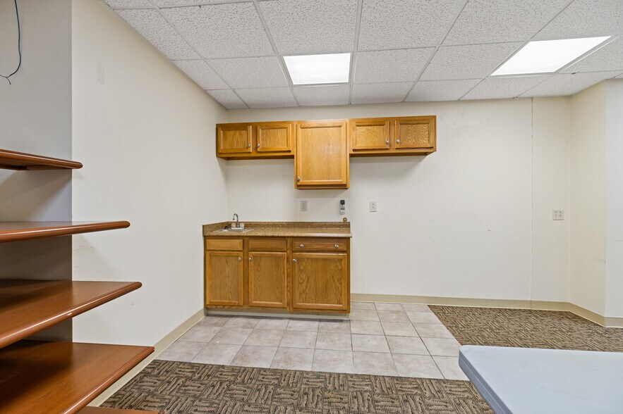 More Photos Of 120 Drummond Ave, Waterville Freestanding For Sale