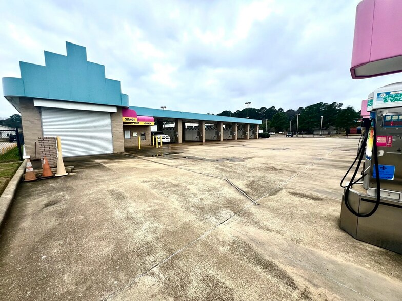 More Photos Of 879 Bert Kouns Industrial Loop, Shreveport Carwash For Sale
