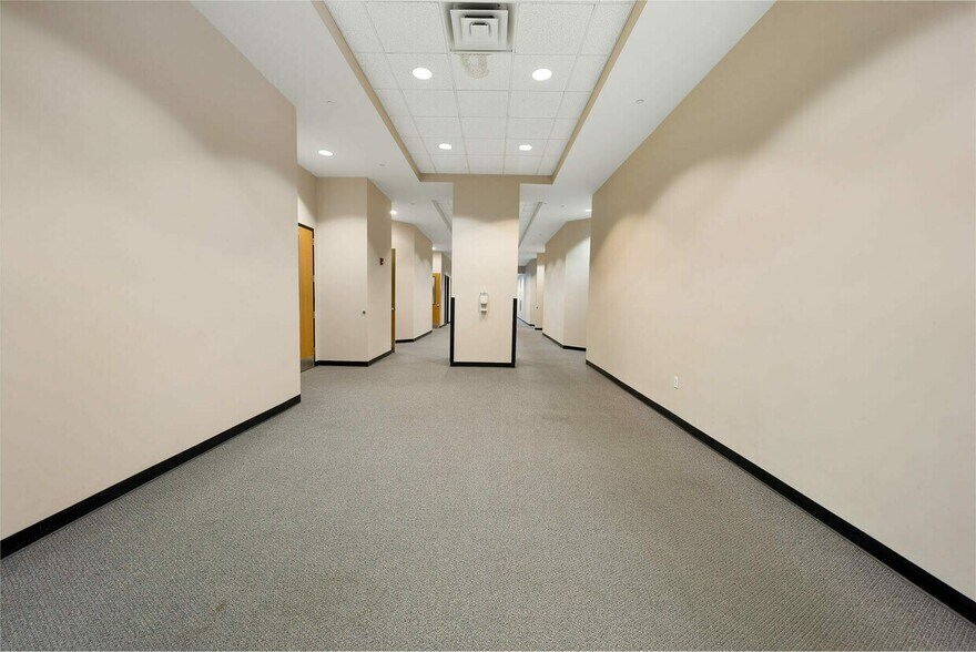 More Photos Of 200 N Richard Jackson Blvd, Panama City Beach Office For Sale