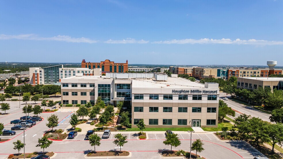 More Photos Of 2700 La Frontera Blvd, Round Rock Office For Lease