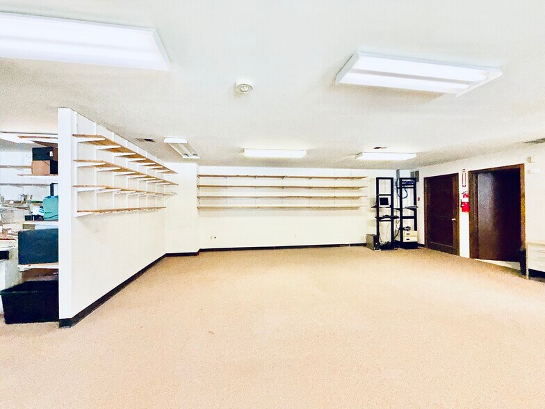 More Photos Of 272 Us Highway 206, Flanders Office For Sale