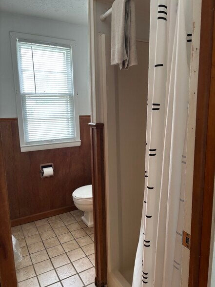 More Photos Of 1575 Tablerock Cir, Branson Hotel For Sale