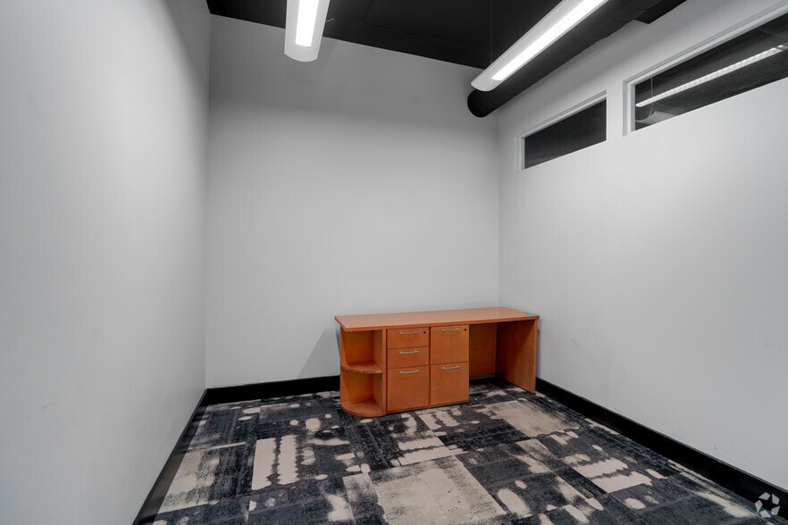 More Photos Of 100 S Eola Dr, Orlando Apartments For Lease