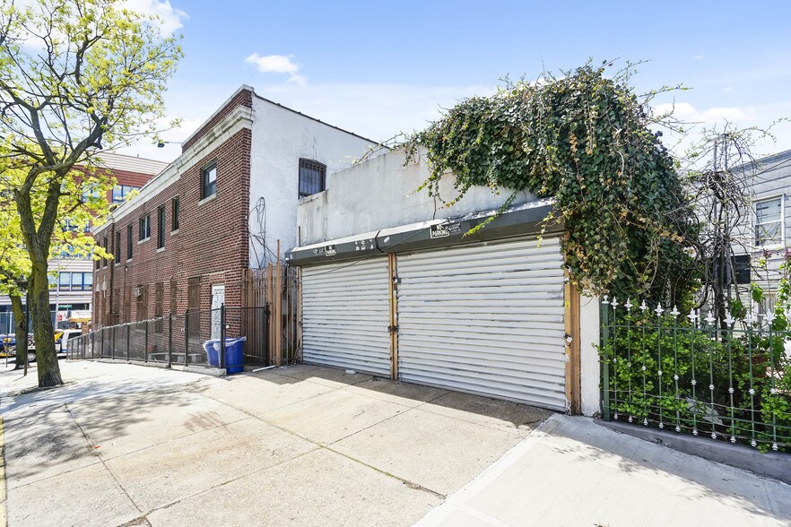 More Photos Of 55-19 Metropolitan Ave, Ridgewood Apartments For Sale