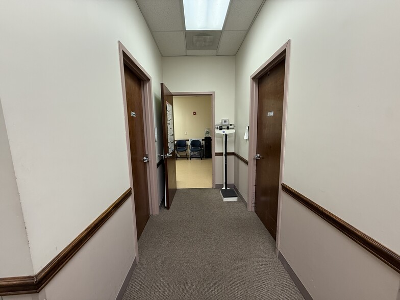 More Photos Of 294-298 State St, Hackensack Medical For Sale