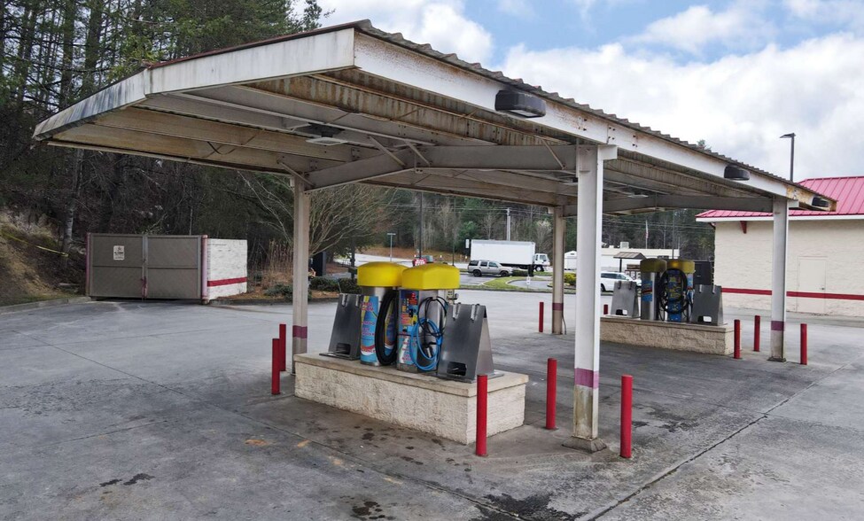 More Photos Of 692 Highway 515 E, Blairsville Carwash For Sale