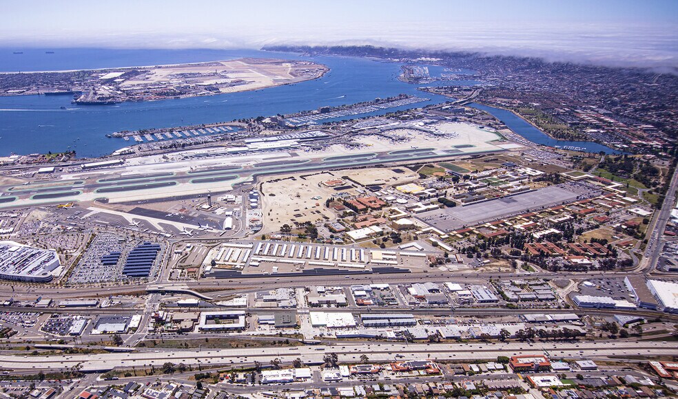 More Photos Of 1895 Hancock St, San Diego Warehouse For Sale