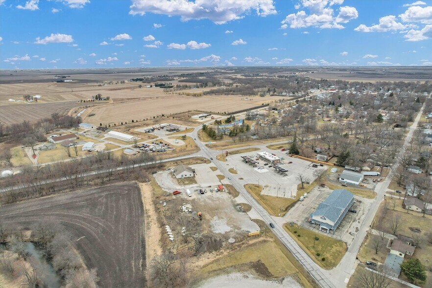 More Photos Of 940 Clinton Ave, Farmer City Land For Sale