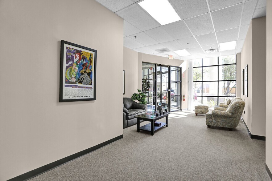 More Photos Of 7375 Adrianne Pl, Bartlett Light Distribution For Sale