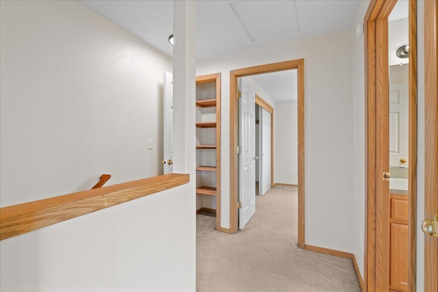 More Photos Of 2034 SW Fellows St, McMinnville Multifamily For Sale