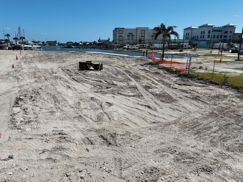 More Photos Of 1100 Main St, Fort Myers Beach Land For Sale