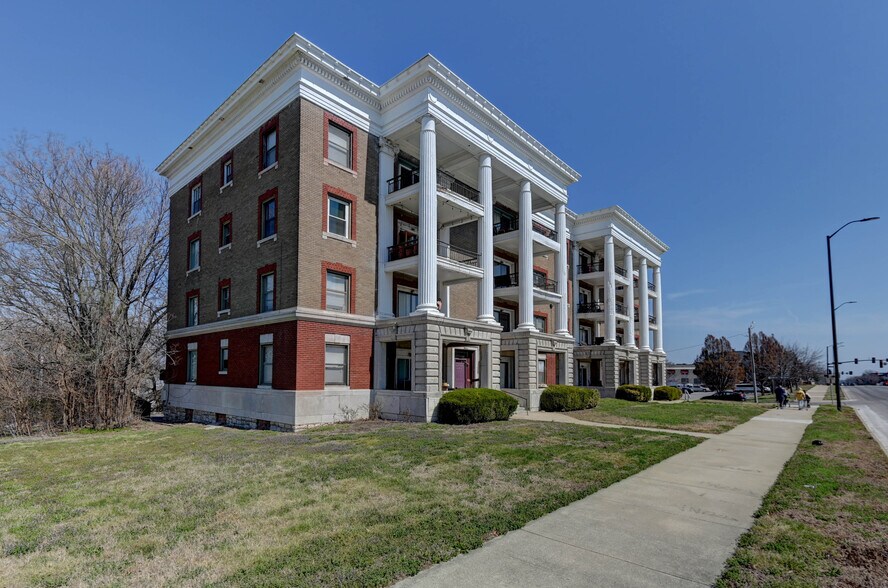 More Photos Of 1614-1620 E Linwood Blvd, Kansas City Apartments For Sale