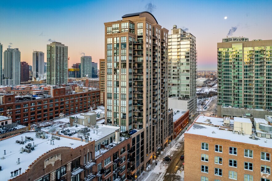 More Photos Of 435 W Erie St, Chicago Apartments For Sale