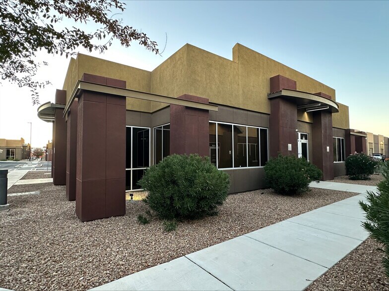 More Photos Of 3668 E Sunset Rd, Las Vegas Medical For Sale