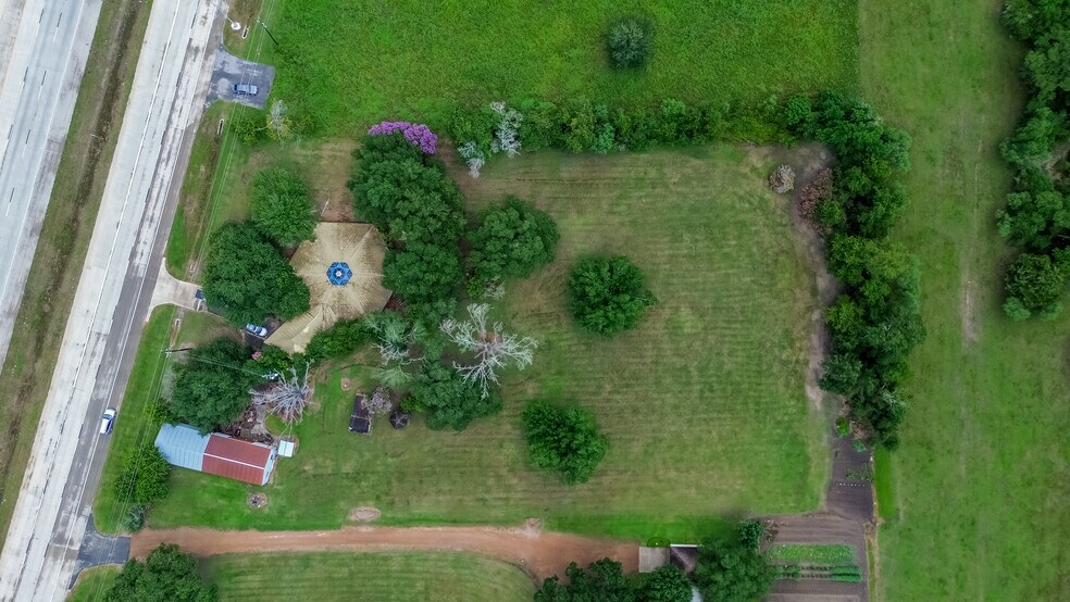 More Photos Of 4579 SE I 10 Frontage Rd, Sealy Land For Sale