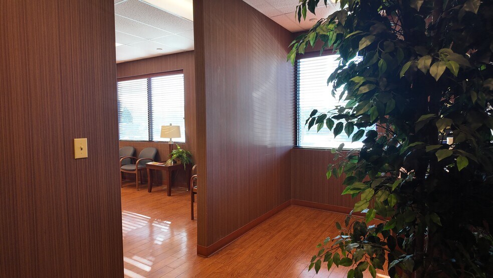 More Photos Of 2401 FM 646, Dickinson Medical For Sale