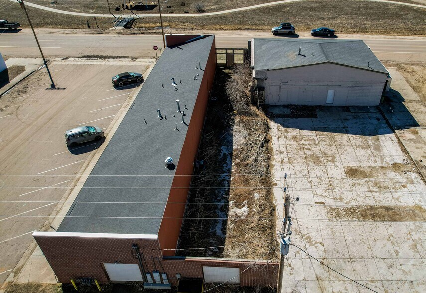 More Photos Of 604 1st Ave, Deer Trail Storefront For Sale