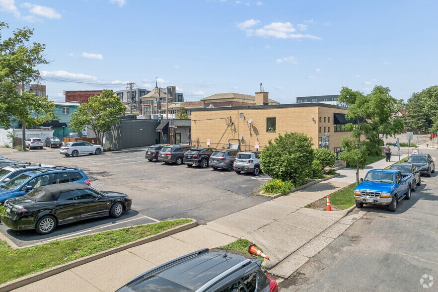 More Photos Of 3801 W 50th St, Minneapolis Medical For Lease