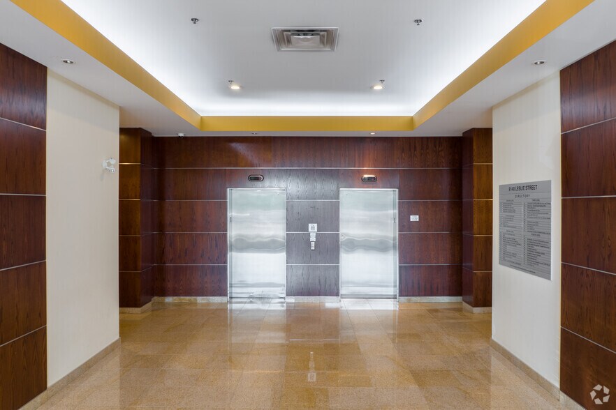 More Photos Of 9140 Leslie St, Richmond Hill Office For Sale