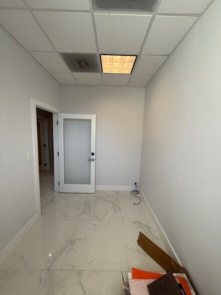 More Photos Of 2434-2438 E Las Olas Blvd, Fort Lauderdale Storefront Retail Office For Lease