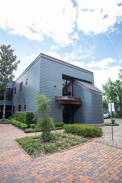 More Photos Of 165 Lincoln Ave, Winter Park Office For Lease