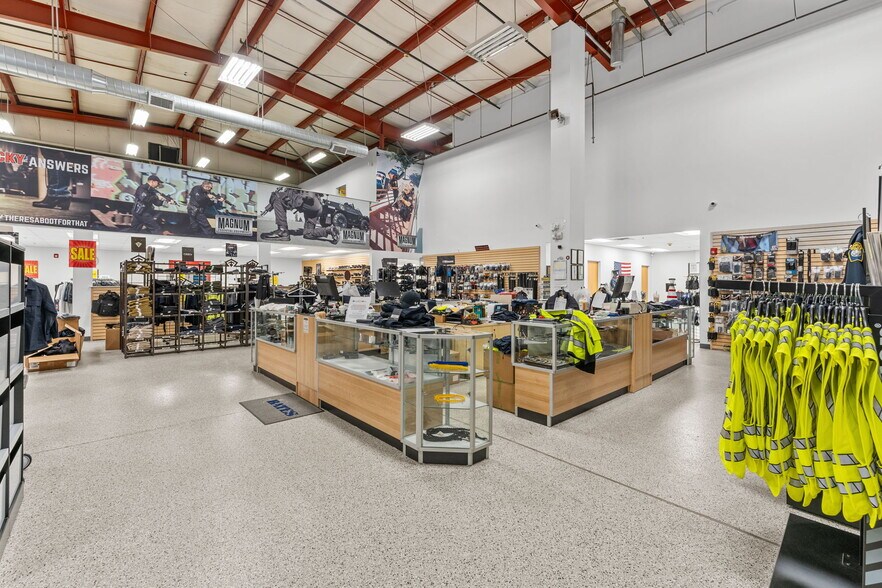 More Photos Of 20 Bellows Rd, Raynham Warehouse For Lease