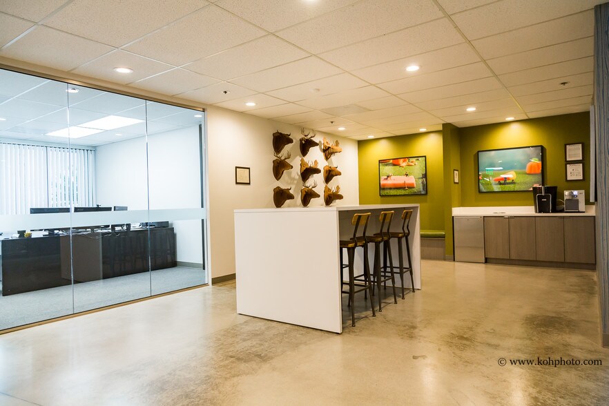 More Photos Of 7220 Trade St, San Diego Office For Lease