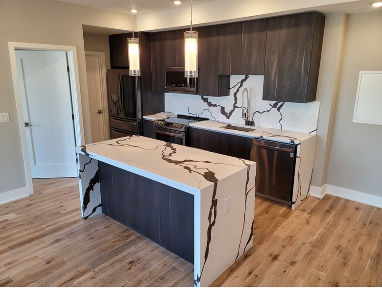 More Photos Of 614 N Front St, Philadelphia Apartments For Lease