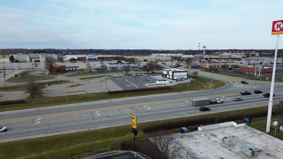 More Photos Of 1340 Hickory Point Dr, Forsyth Land For Lease