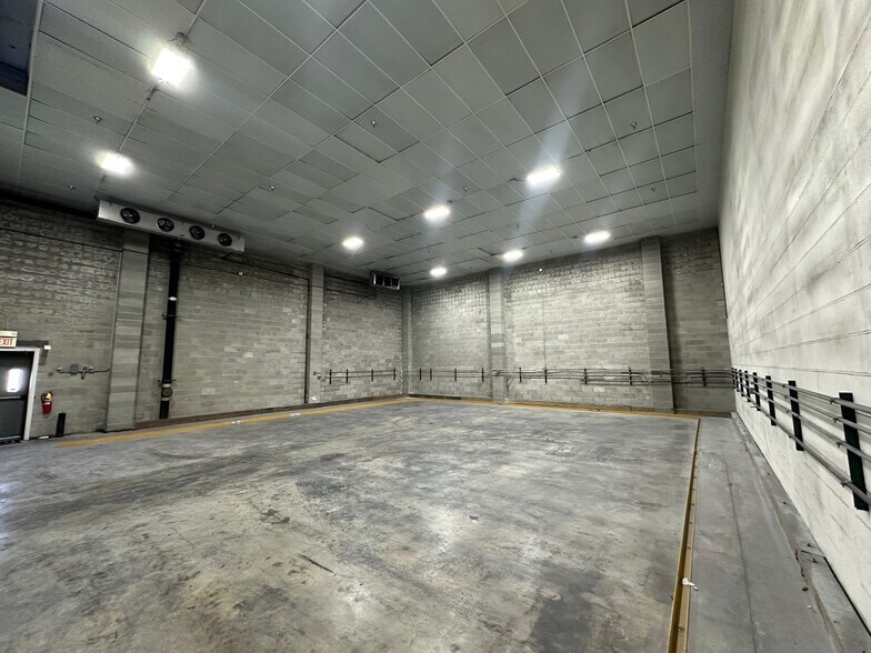 More Photos Of 5 Pruyn's Island Dr, Glens Falls Unknown For Lease