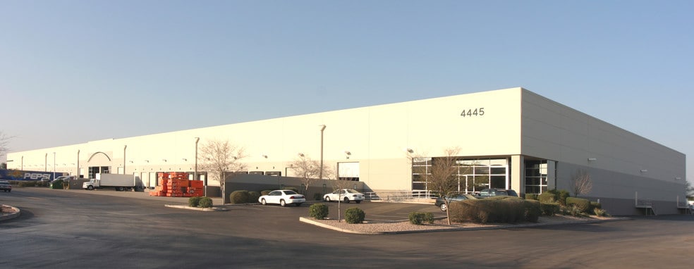 More Photos Of 4445 E Elwood St, Phoenix Warehouse For Lease