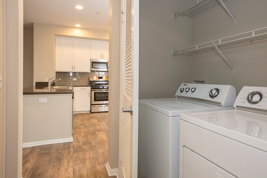 More Photos Of 700 S Myrtle Ave, Monrovia Apartments For Lease