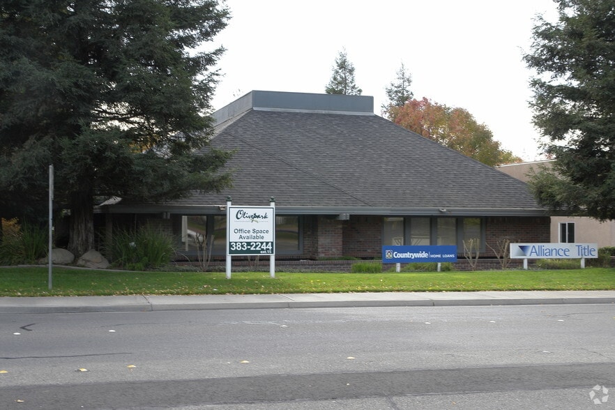 More Photos Of 550-584 E Bellevue Rd, Atwater Unknown For Lease