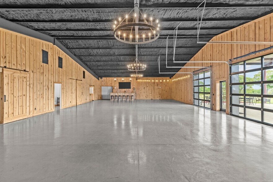 More Photos Of 11179 County Road 1, Enterprise Flex For Sale