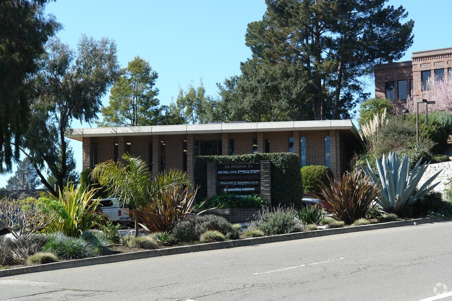 More Photos Of 125 Mission St, Santa Cruz Medical For Lease