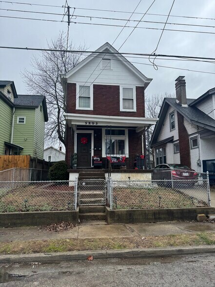 More Photos Of , Cincinnati Multifamily For Sale