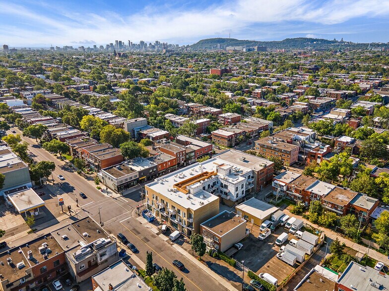 More Photos Of 2485 Rue Bélanger, Montréal Multifamily For Sale
