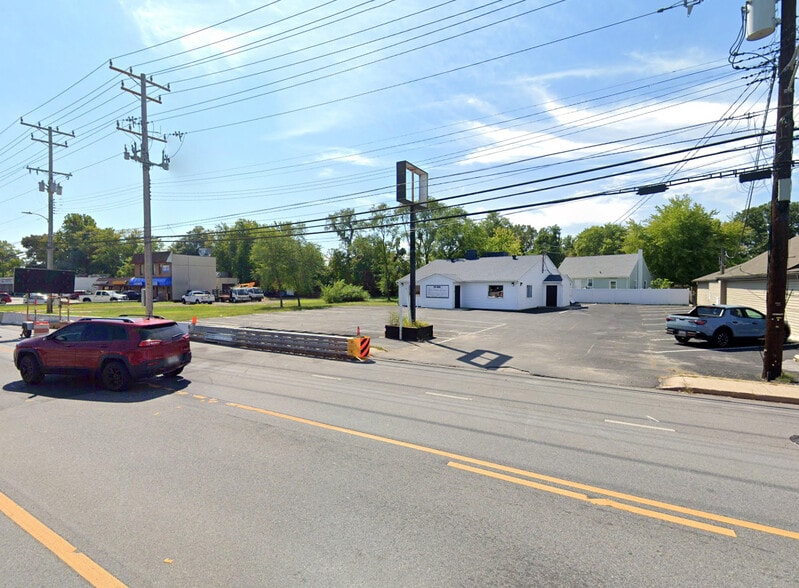 More Photos Of 8112-8120 Fort Smallwood Rd, Baltimore General Retail For Sale