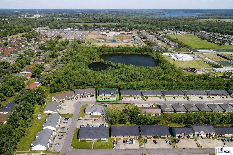 More Photos Of 303 Woodale Dr, Monroe Apartments For Sale