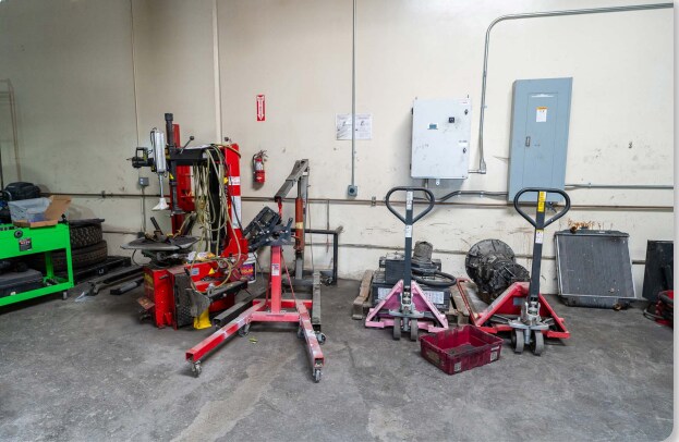 More Photos Of 1322 W Compton Blvd, Compton Land For Lease