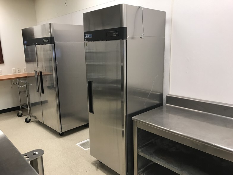 More Photos Of 1492 S 800 W, Woods Cross Office For Lease